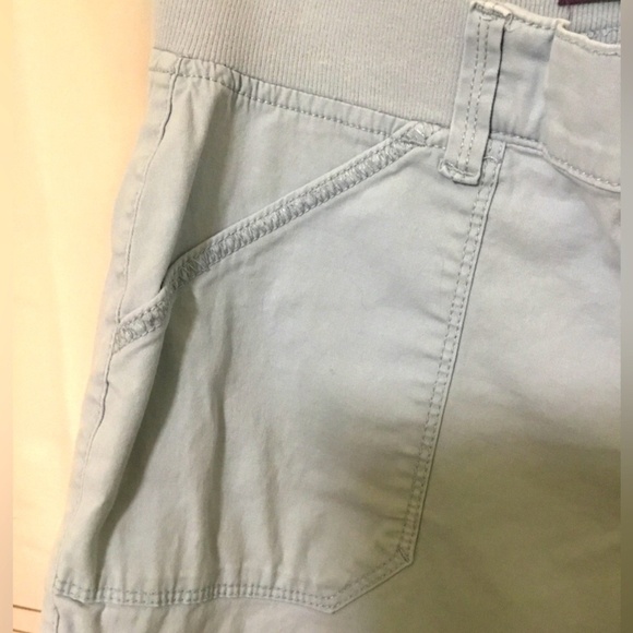 Gloria Vanderbilt Lace-up Bermuda’s Size 6 Petite Light Blue/Grey - Picture 3 of 10